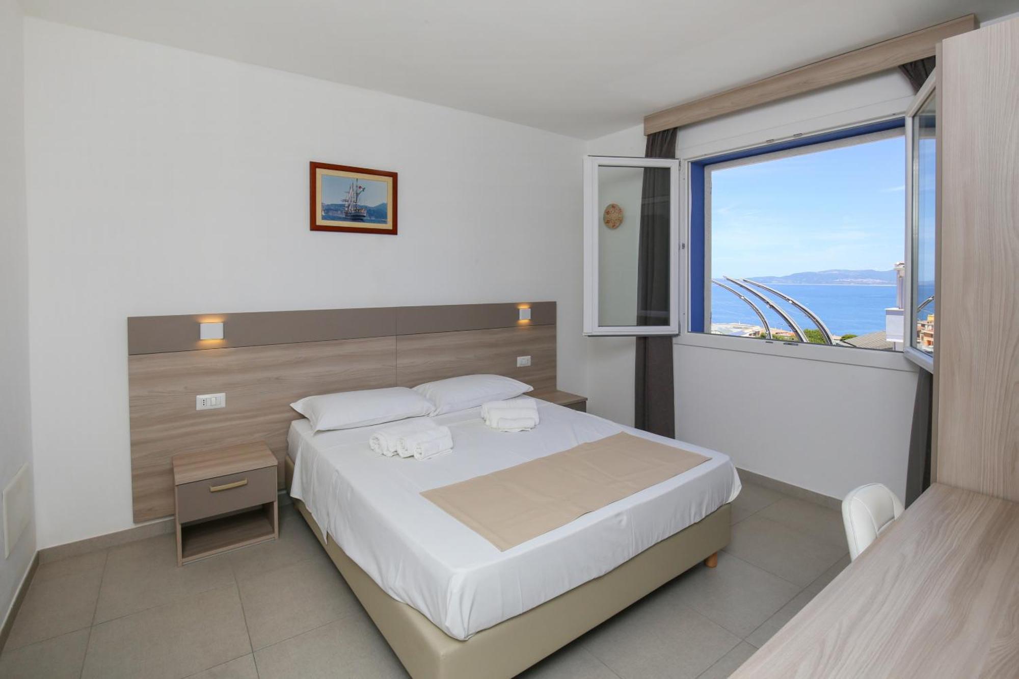 Hotel The Square Castelsardo Exterior foto