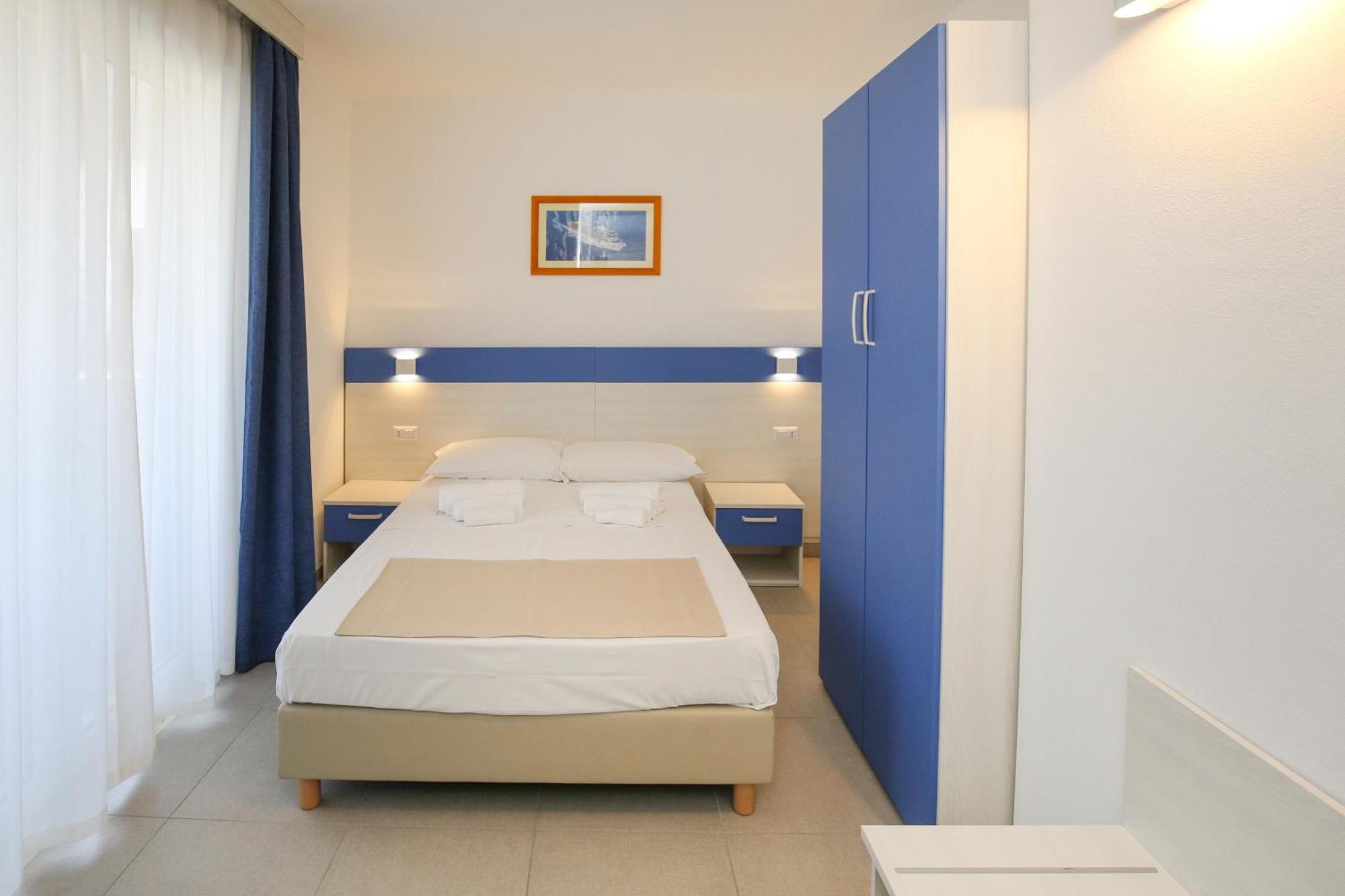 Hotel The Square Castelsardo Exterior foto