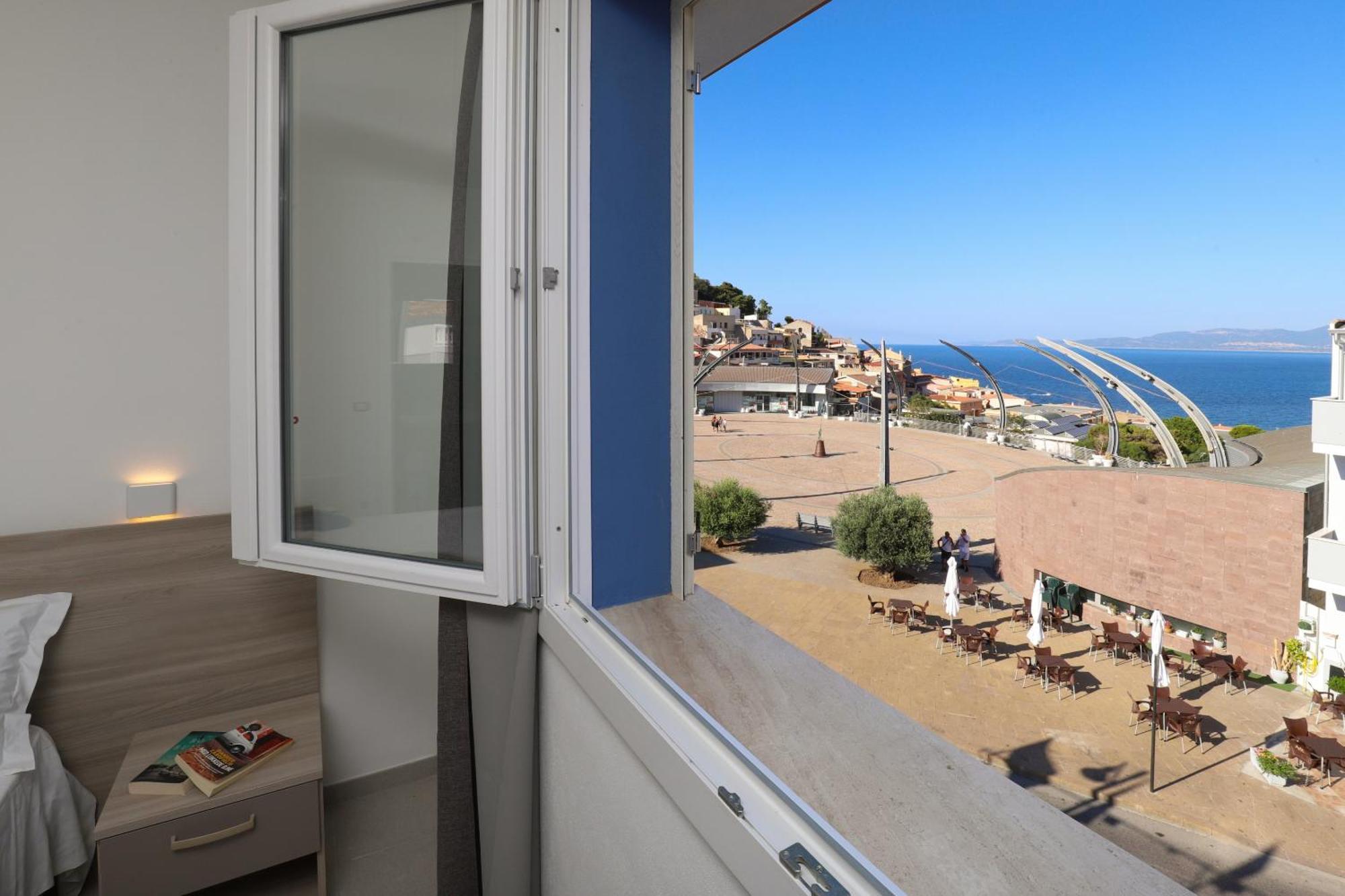 Hotel The Square Castelsardo Exterior foto